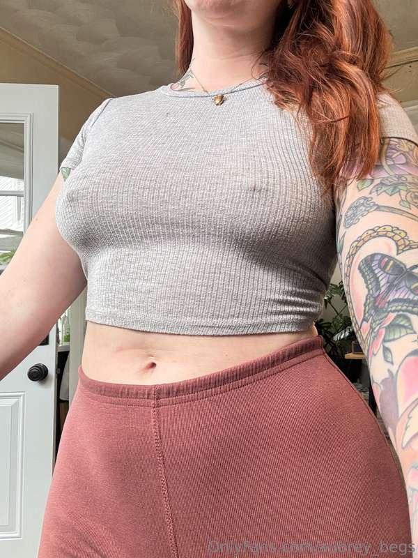 Not wearing a bra 🙈