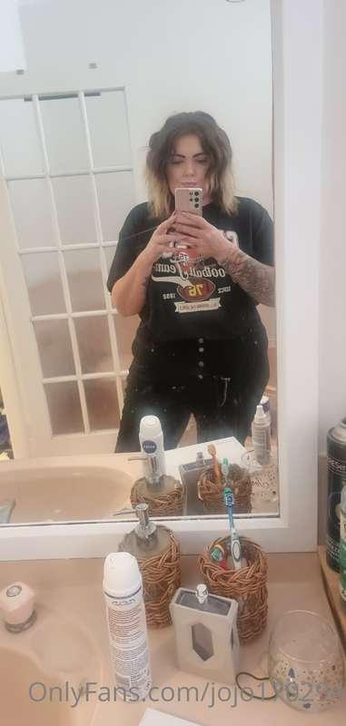 I don't feel good today 🩸🩸 but I fucking look good, if I do ..