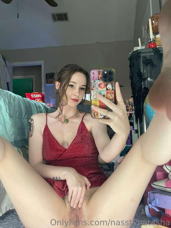 went to a wedding and felt so sexy ;3 would u come and sneak..