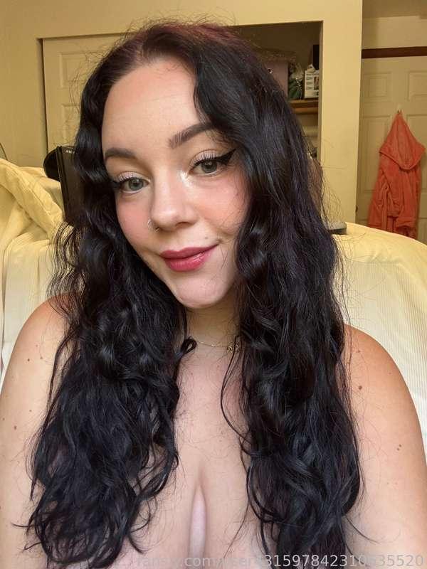 Hi 🤍 

#gfexpereience #girlfriend #chubby #pretty #fyp #foryou #foryourpage #gfex 