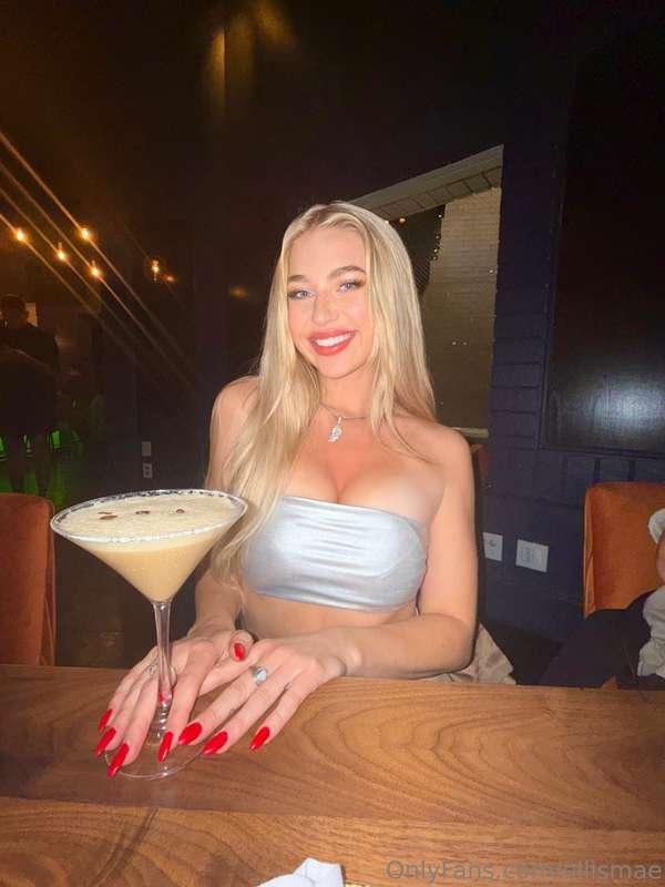 More drinks, please! 😆