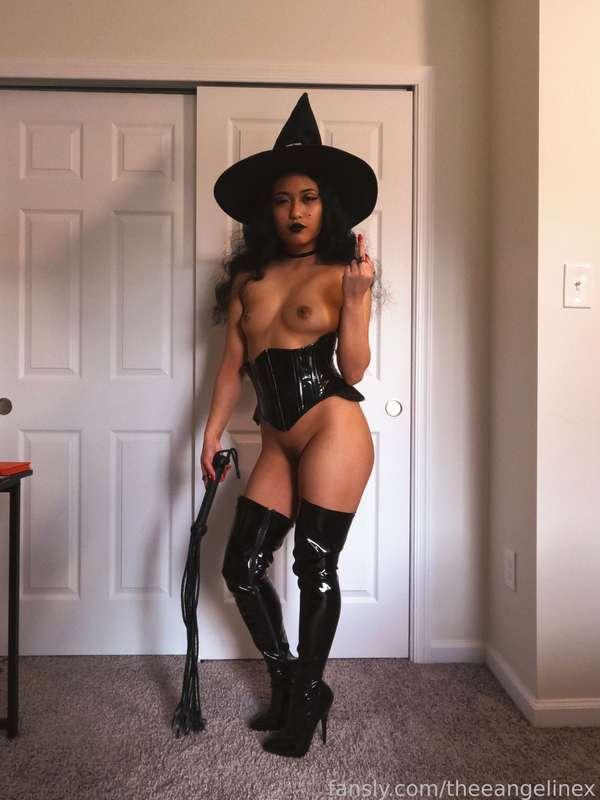theeangelinex image #3