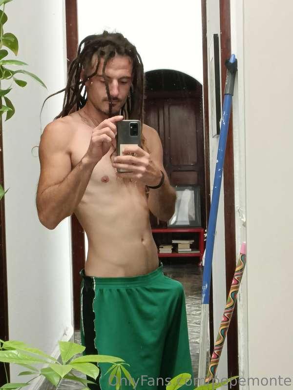 Buenos días bebé 🤠🤠 cómo te has levantado hoy?