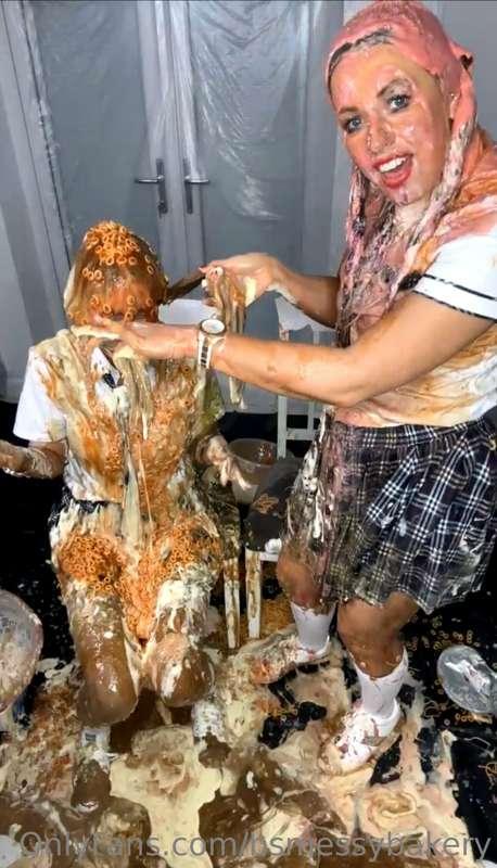 bsmessybakery image #10