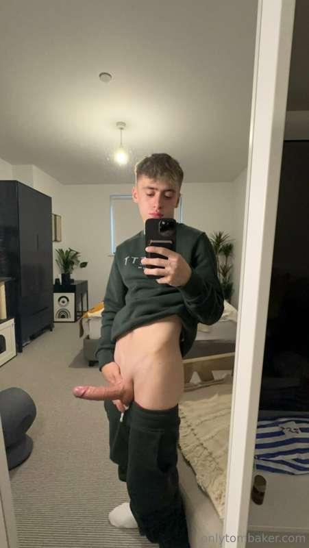 tombakerx main image