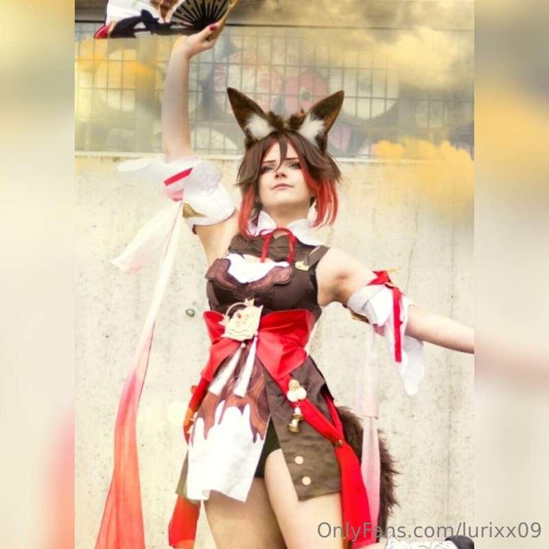 Hey!! It's me :D I don't forget you! The chinese outfit you'..