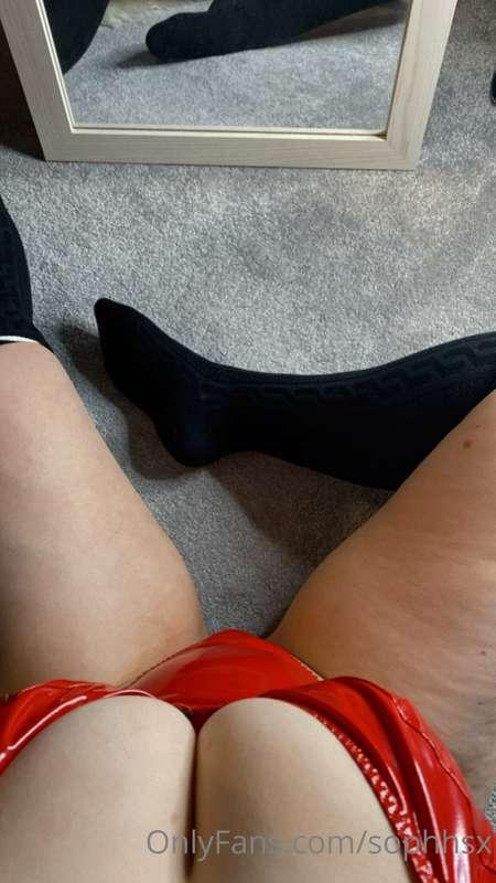 Do you like the view?
Check your messages for more 👀