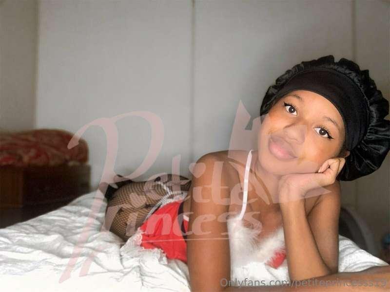 petiteprincesss19 image #0