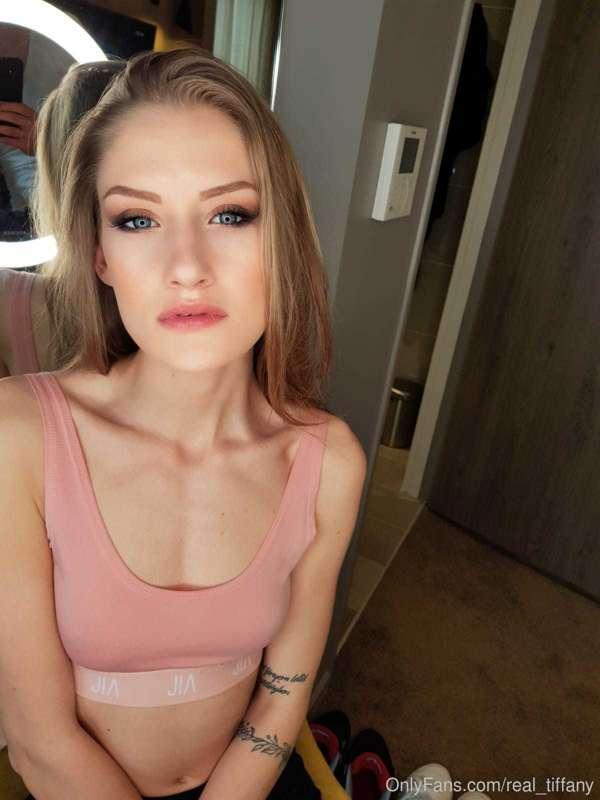 Do you want to give me a spunky facial spoiling my pretty ma..
