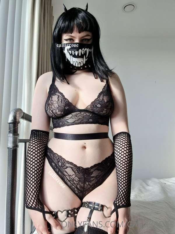 >>>>