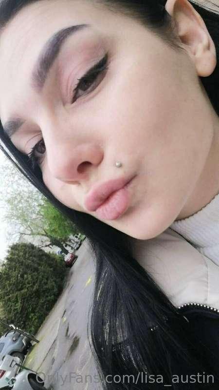 Its getting so much warmer outside and i feel so good and in..