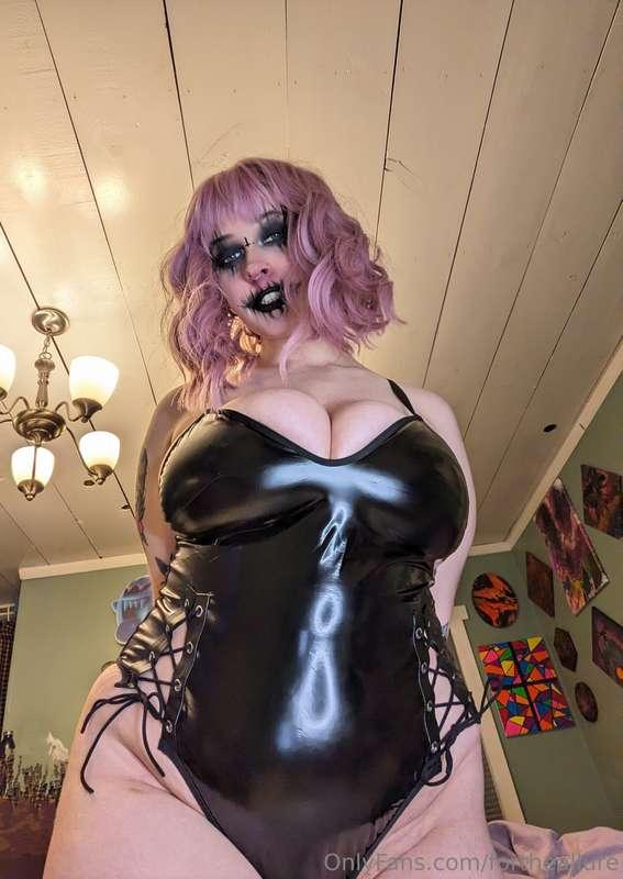 fortheallure image #2