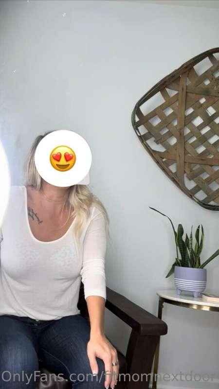 This is the kind of content my VIP page gets for FREE..Watch..