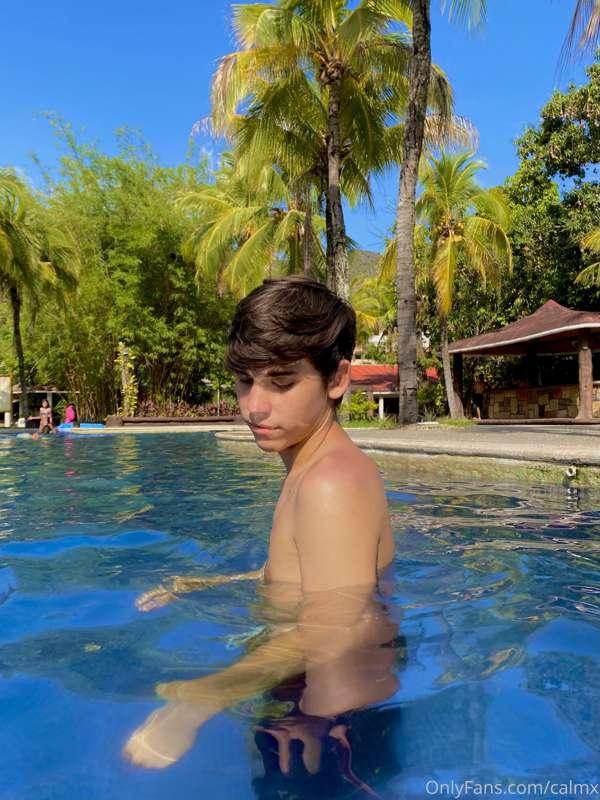 do u want to swim with me?