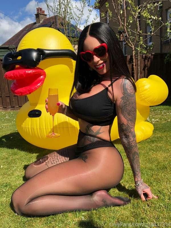 Morning!! Happy Friday 😎♥️