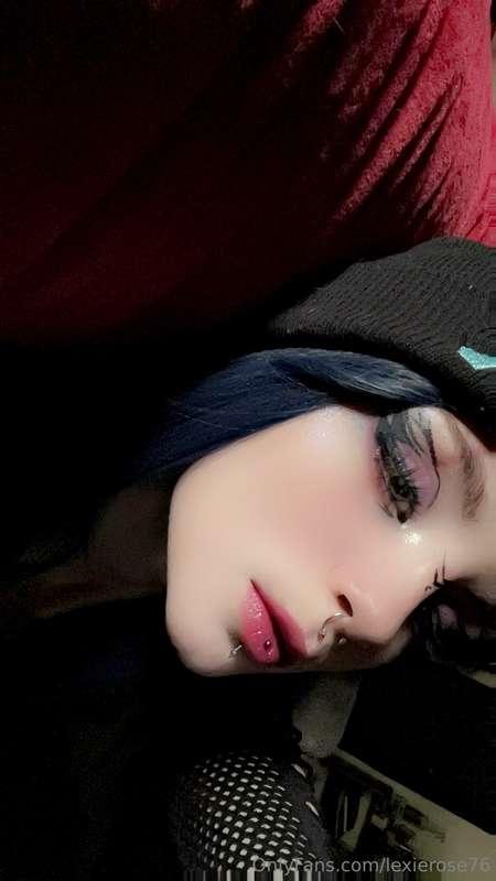 I touch myself thinking of you. 