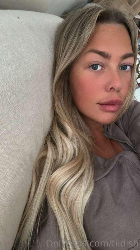 Godmorgon 💕 operations dagen är här. önska mig lycka till? 🙈