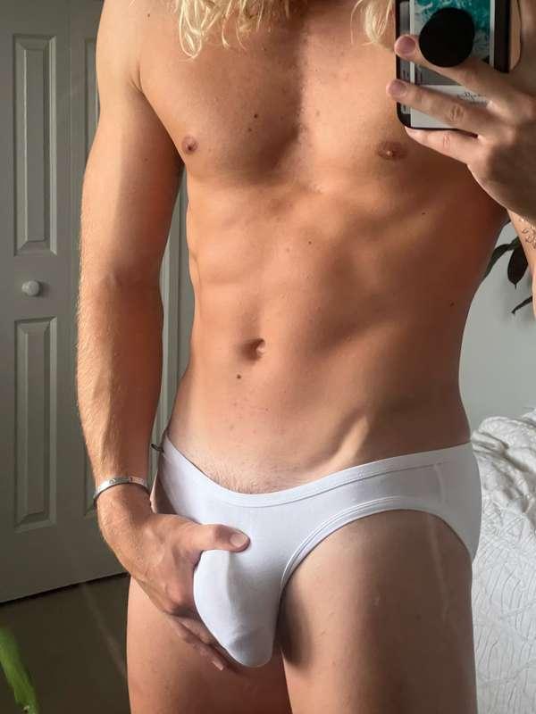 Hope you like them thick and veiny 😈