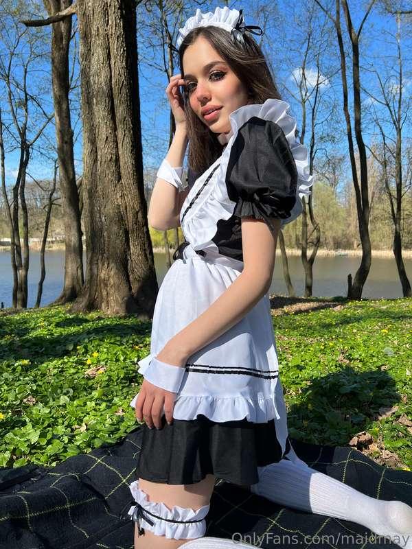 Let's play a game! I am a maid May and who are you?😉