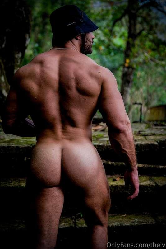 Just imagine how it would feel to run your hands over all my..