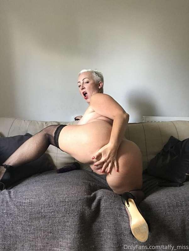 Have a great day boys!!! Remember to tip me xxx