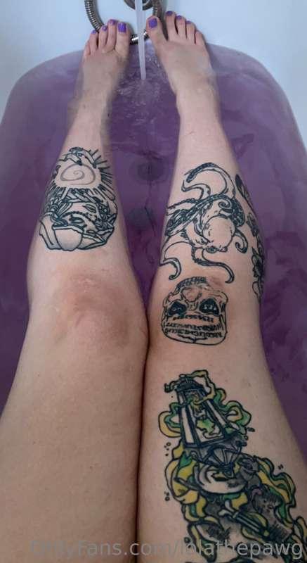 Toes? 
What colour should I paint them next?