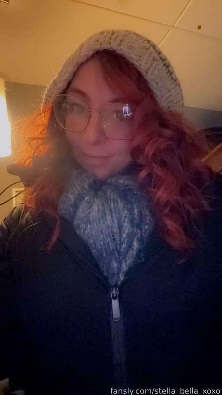 Pray that my hair survives the cold outside 🙏 

#fyp #redhead #curly #glasses #shopping #spoilme #princess #hohoho #santa #christmas #goodgirl 