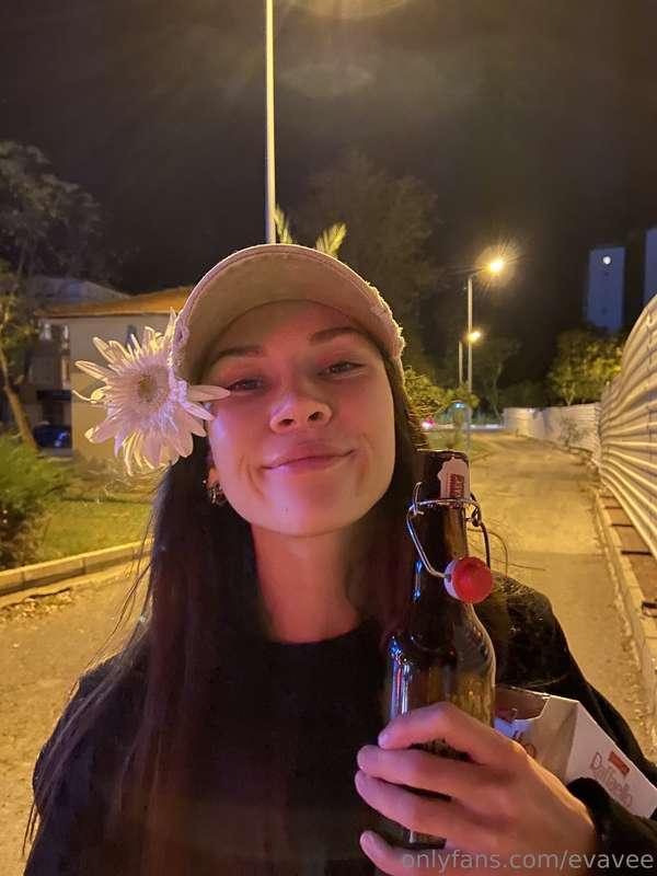 Hello, Eva here 🥰 How are you?✨💗 I want to thank you very mu..