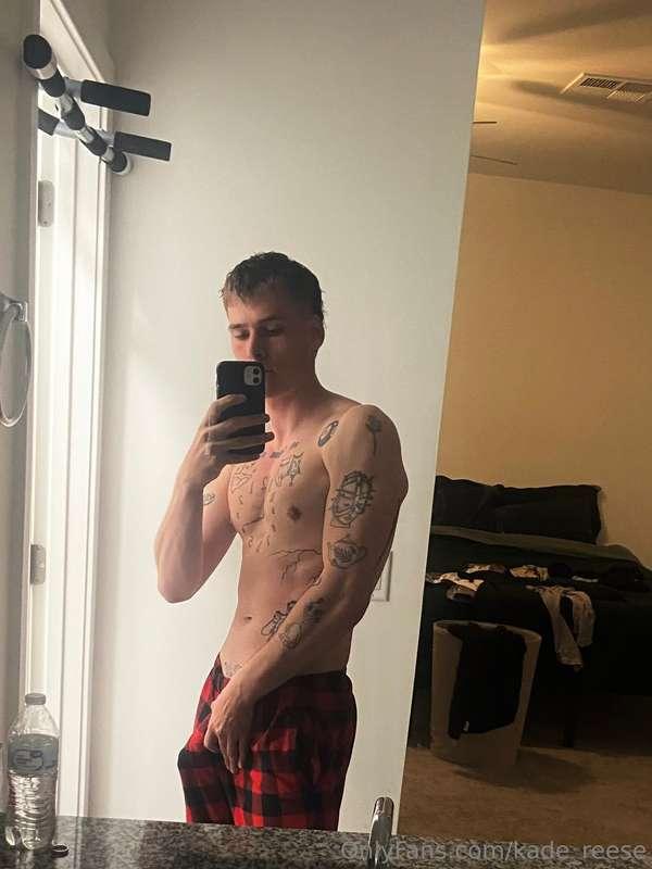 Bed time😴 dream of me🥵
