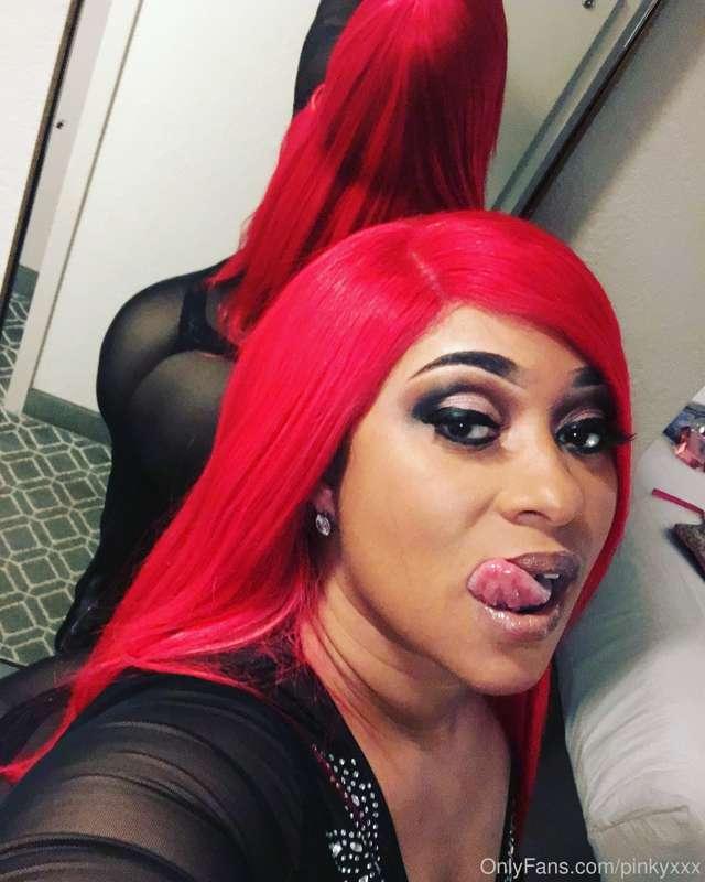 Make Me Moan Monday😛
