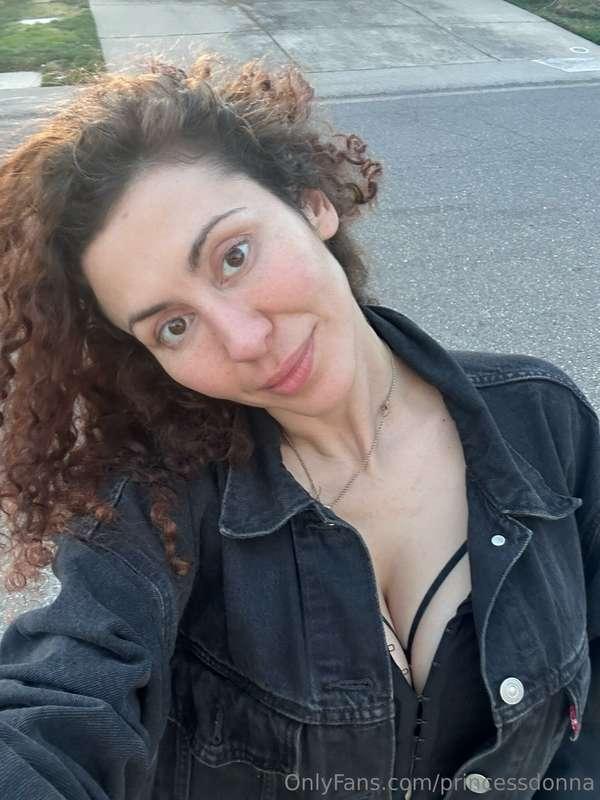 Subscribe to my VIP page @princessdonnavip to see my uncenso..