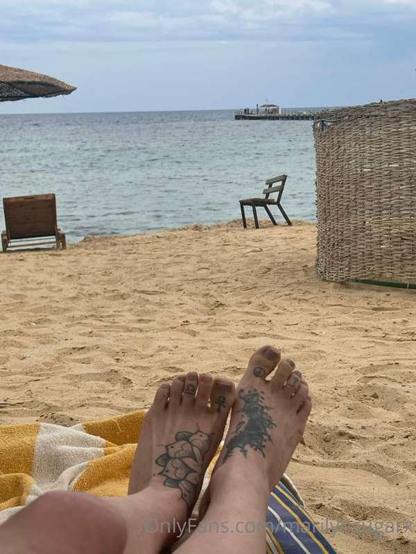 Feets 🦶🏻