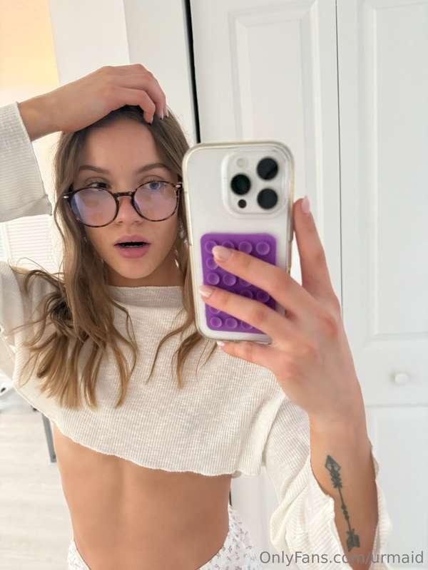 truthfully, i prefer no bra at all 🍒