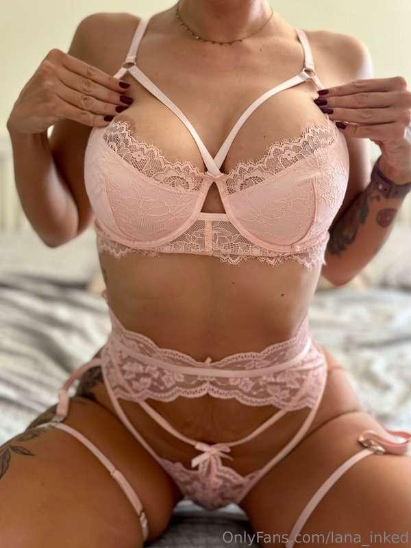 Lingerie Wednesday 🫦