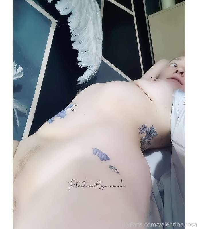 Who thinks I should go lower? 😈 Happy Saturday. I have a com..
