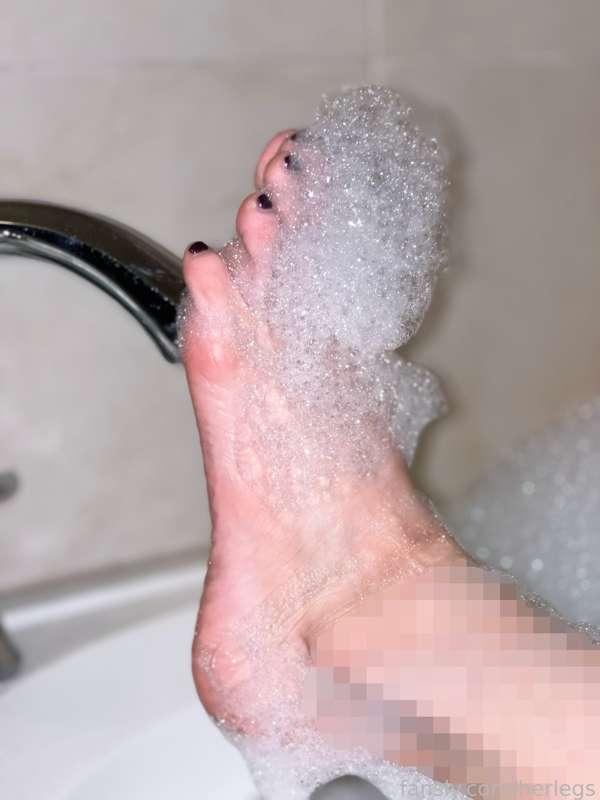 herlegs image #1