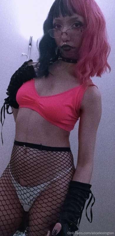 More fun facts about me: My second favorite color after blac..