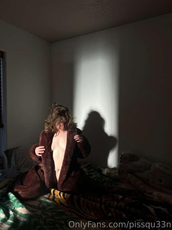pissqu33n image #3