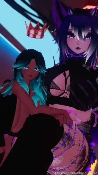 @TabletopRhythm and i just being two queens enjoying each others company
