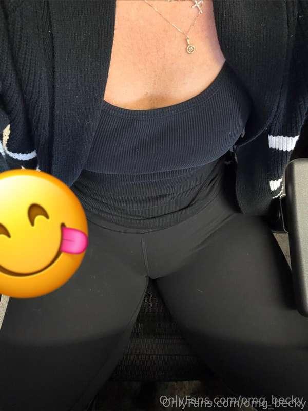 I masturbated at work today, twice.. at my desk. 
