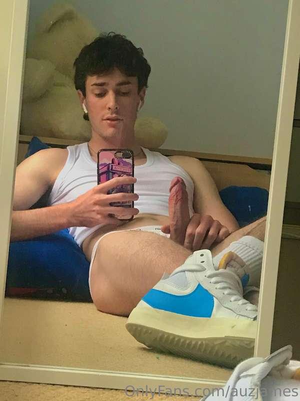 auzjames image #0