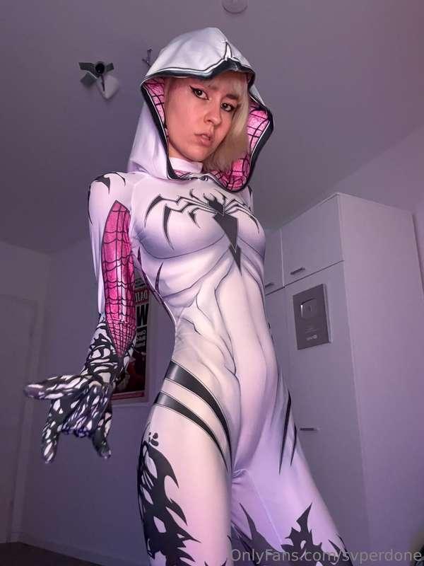 Im naughty Gwenom for you today do you like the way this cos..