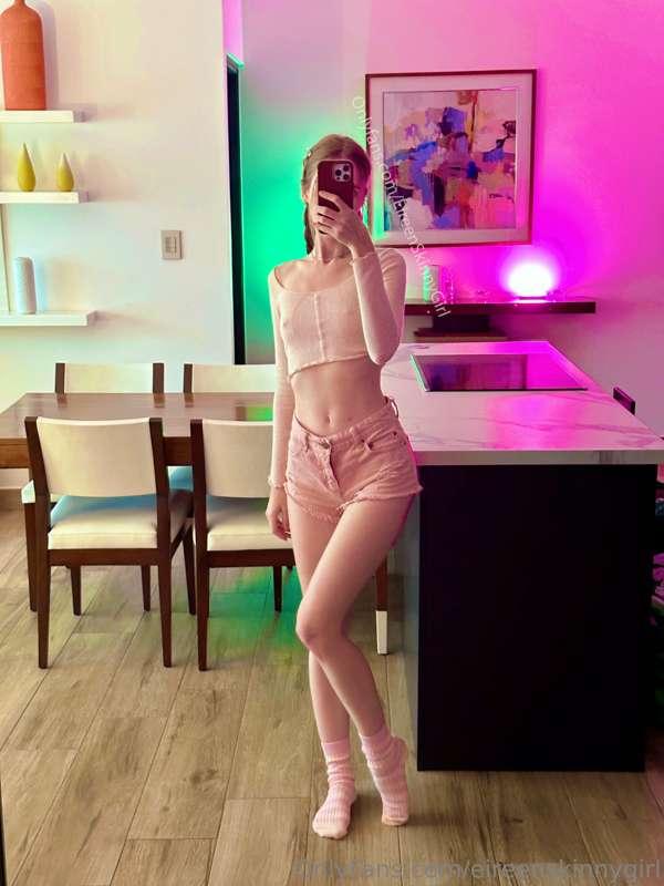 eireenskinnygirl image #1