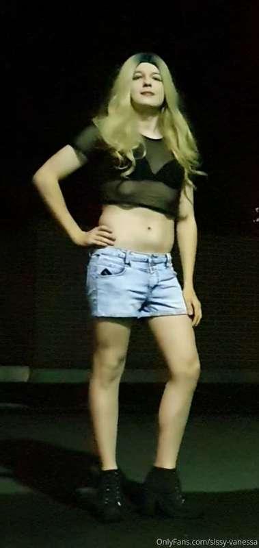 sissy-vanessa image #0