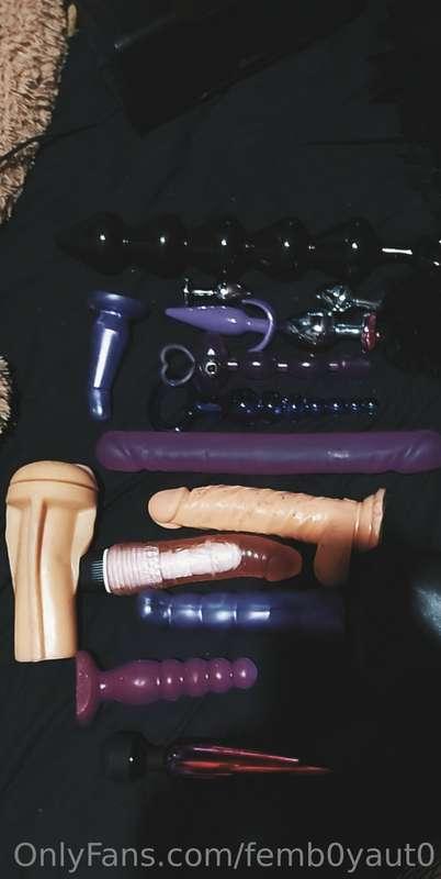 Free upload of my toys who would like to see more content in..