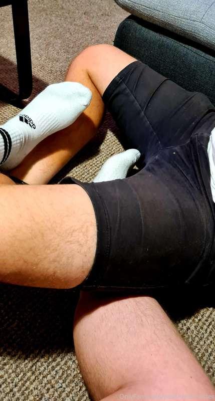 My bf is away.. I couldn't resist touching straight mates fe..