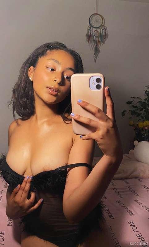 POV: i’m wearing this in front of you, which titty are you b..