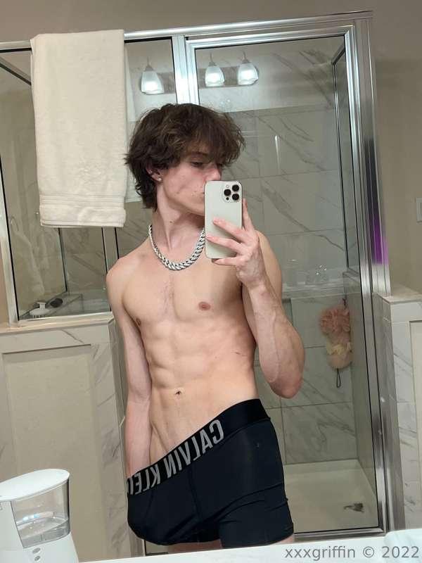 xxxgriffin image #0