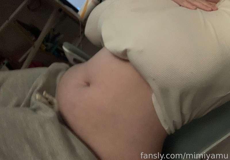 tummy….

#tummy #thicc #fyp #bigboobs #fat #pawg
