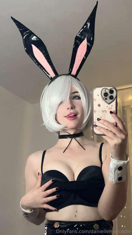 daniellemercedie image #2